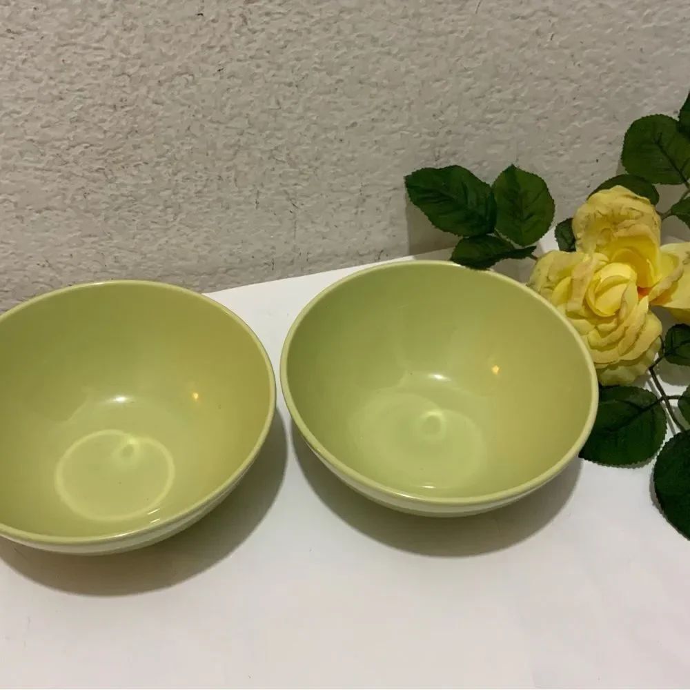 2 IKEA Sweden Glossy Lime Green Soup Salad Bowl 6.5”  B6